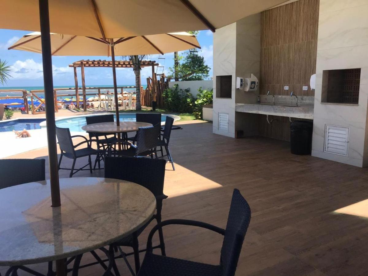 Beachfront Apartment: Natural Pools View Porto de Galinhas